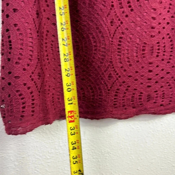 J. Crew Lace Overlay Dress  3/4 Sleeve in Burgundy size 4 Eyelet Shift Dress - Picture 7 of 9